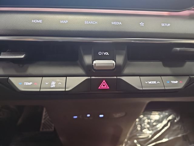 Used 2024 Kia EV9 GT-Line AWD/4WD image 25