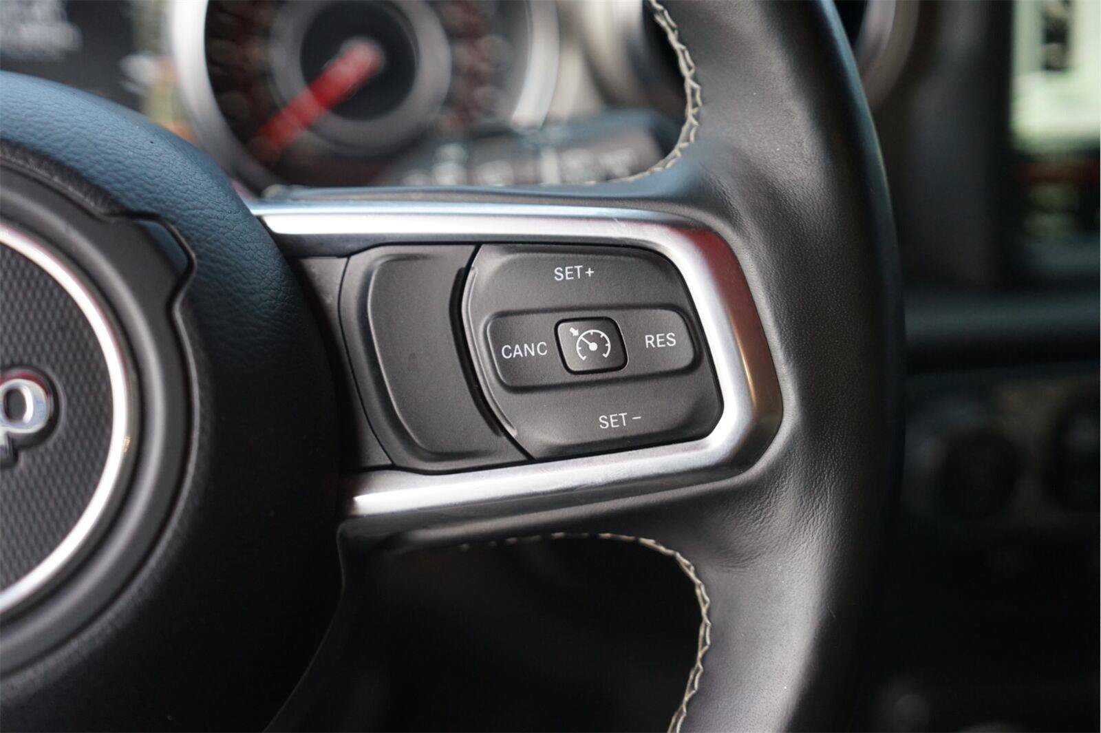 Used 2019 Jeep Wrangler Unlimited Rubicon AWD/4WD image 23