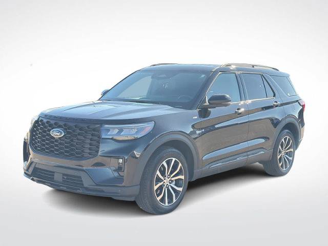 Certified 2025 Ford Explorer ST-Line AWD/4WD image 4