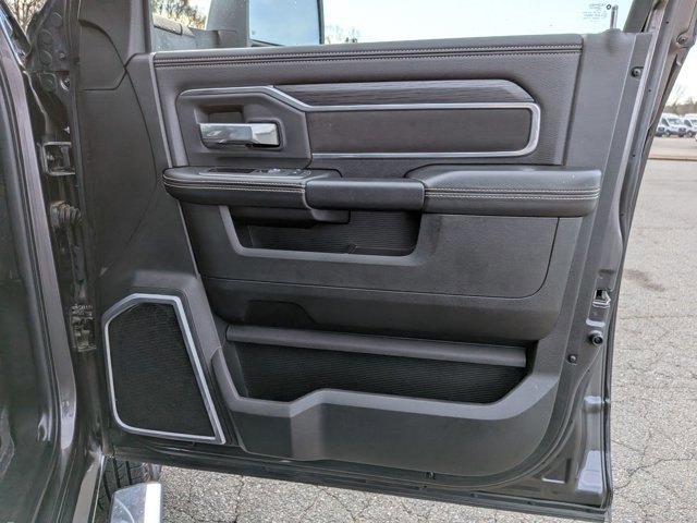 Used 2023 RAM 3500 Laramie image 33