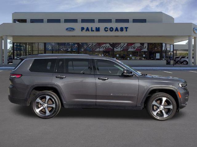 Used 2023 Jeep Grand Cherokee L Limited w/ Luxury Tech Group II image 6