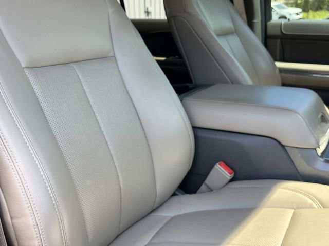 Certified 2019 Ford Expedition XLT w/ Equipment Group 201A RWD image 29
