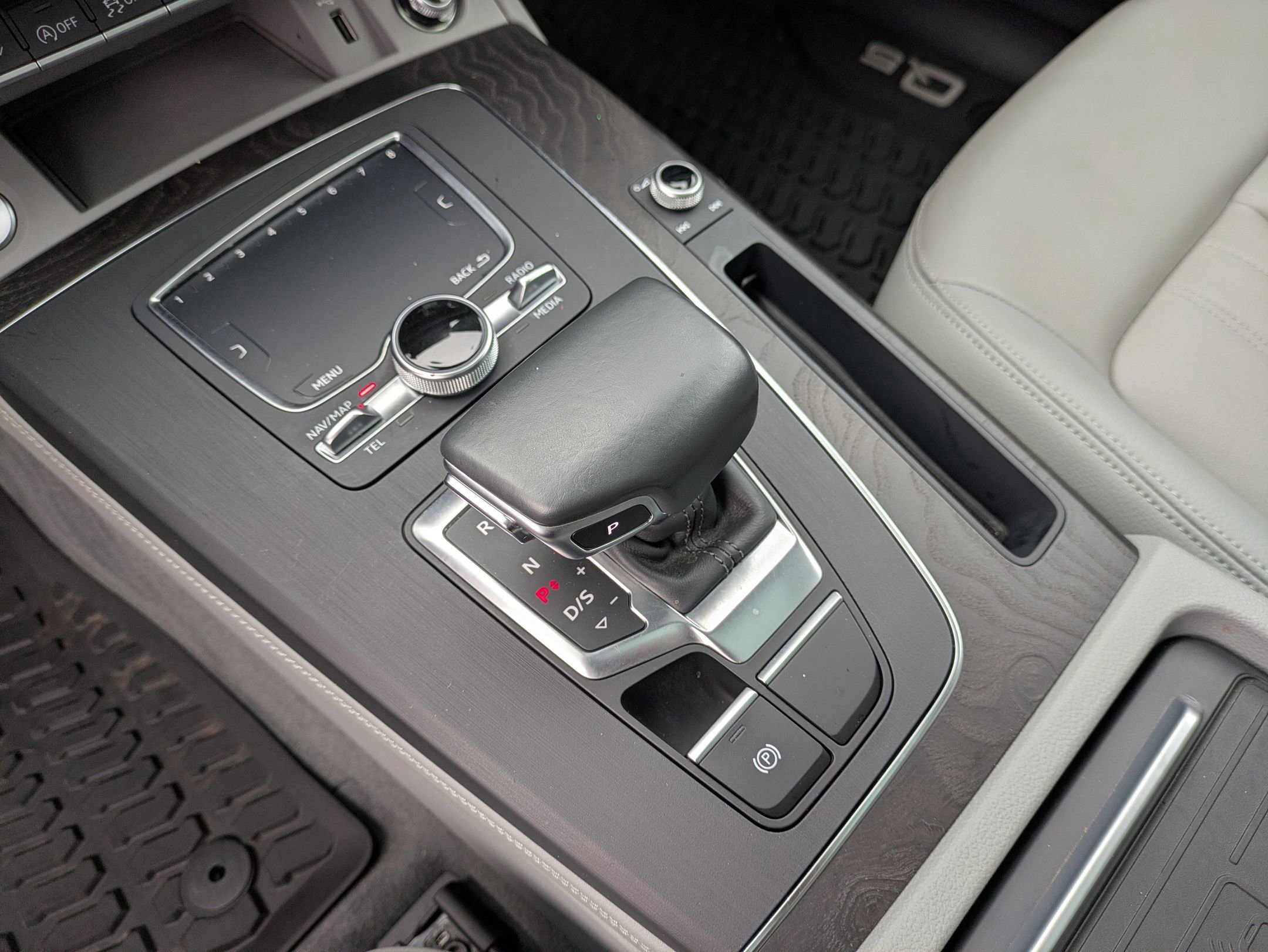 Used 2020 Audi Q5 2.0T Premium Plus w/ Premium Plus Package image 26