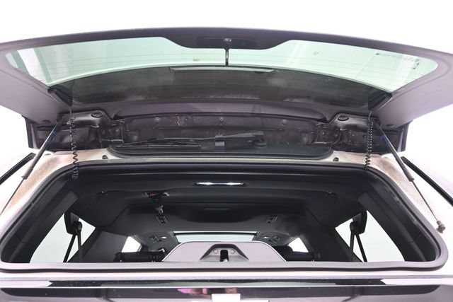 Used 2025 Chevrolet Suburban High Country AWD/4WD image 29