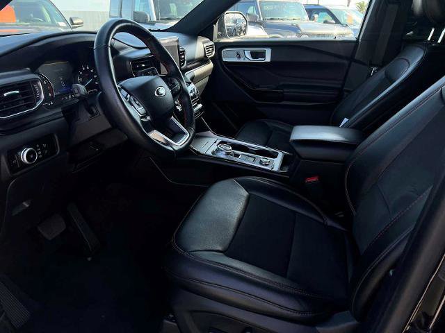 Certified 2023 Ford Explorer ST-Line w/ Class IV Trailer Tow Package image 11