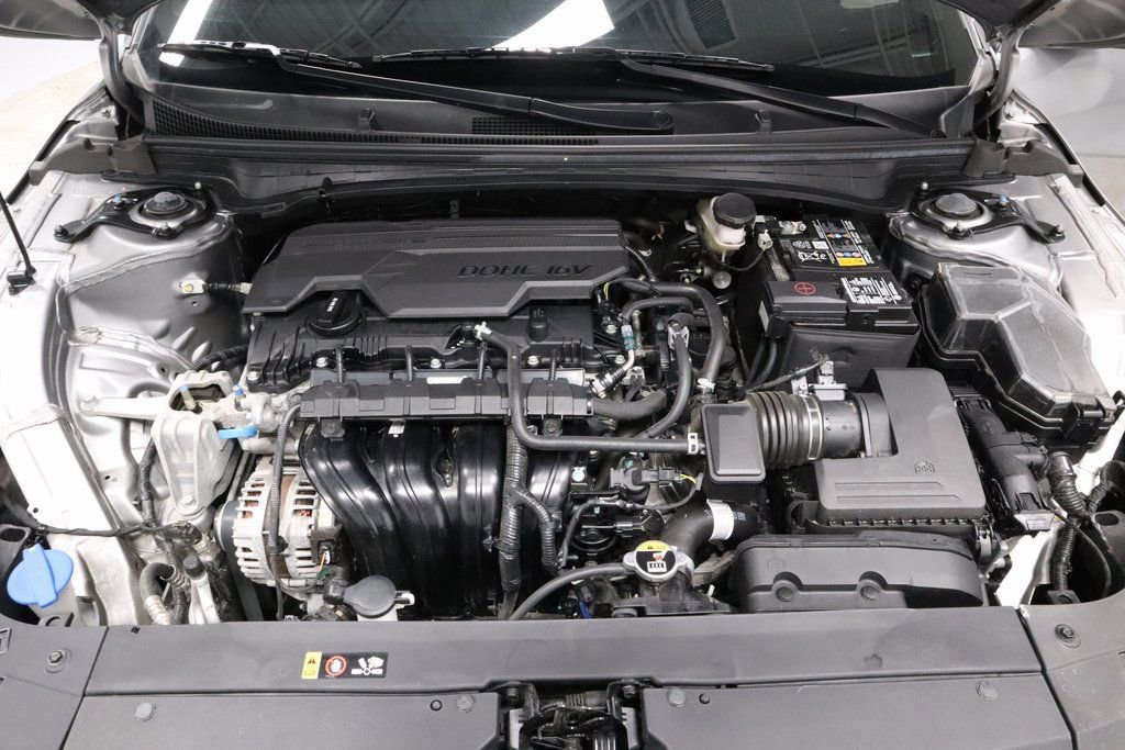 Used 2025 Kia K4 LXS image 13