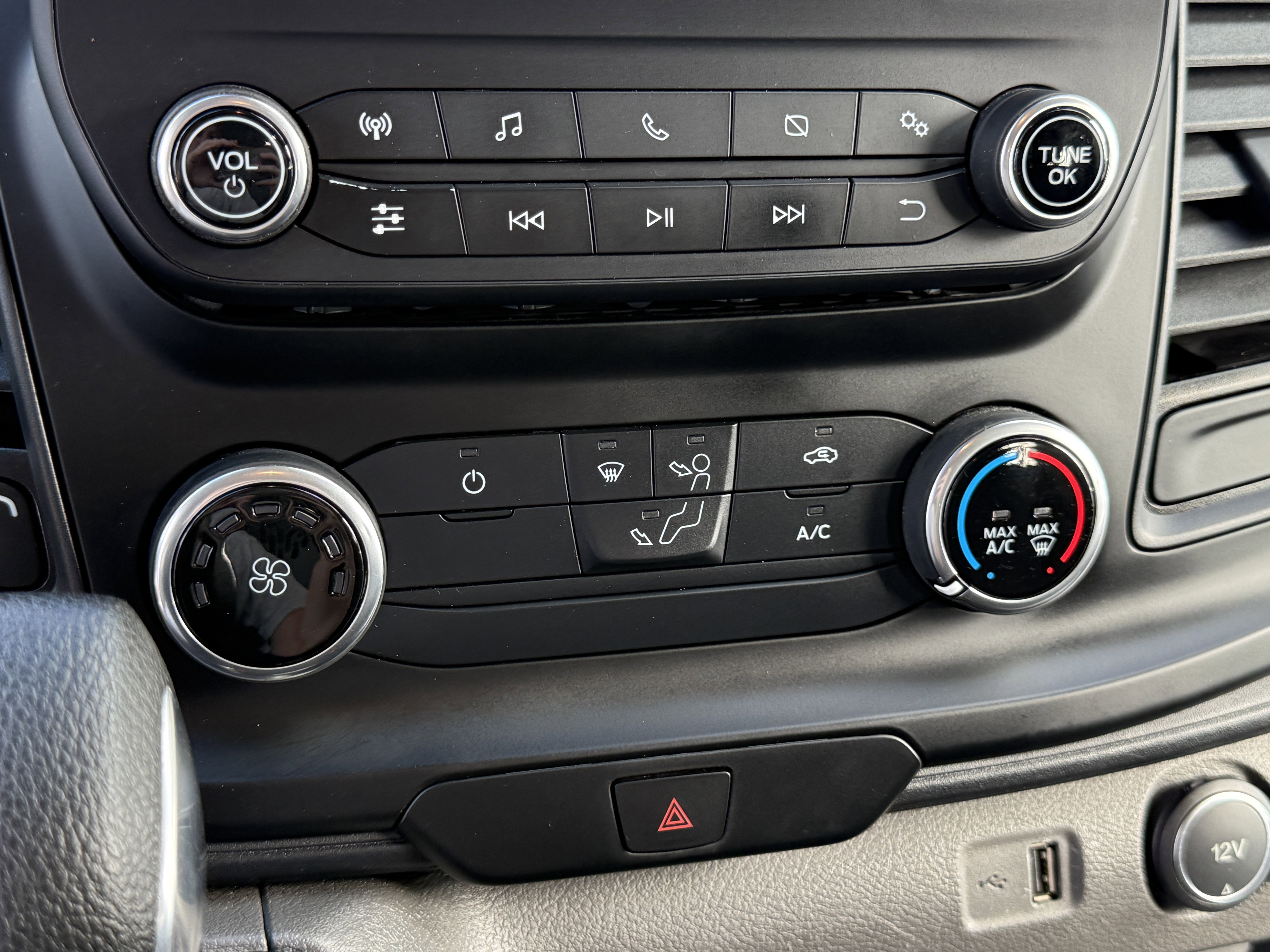 Certified 2020 Ford Transit 250 image 24