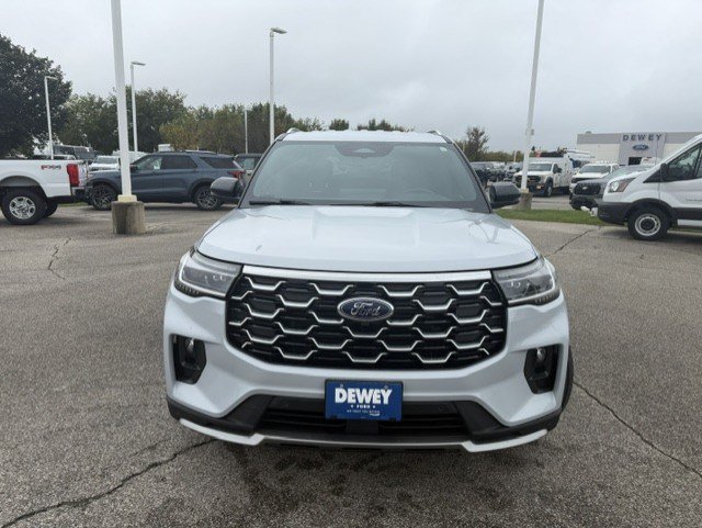 Certified 2026 Ford Explorer Platinum w/ LUX Leather Package AWD/4WD image 2