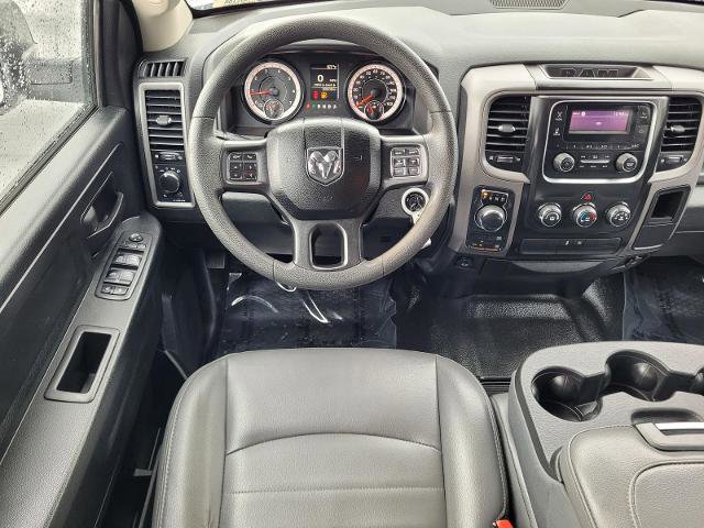 Used 2018 RAM 1500 Tradesman w/ Chrome Appearance Group image 21