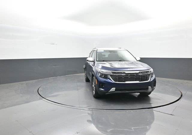 Used 2024 Kia Seltos S FWD image 2