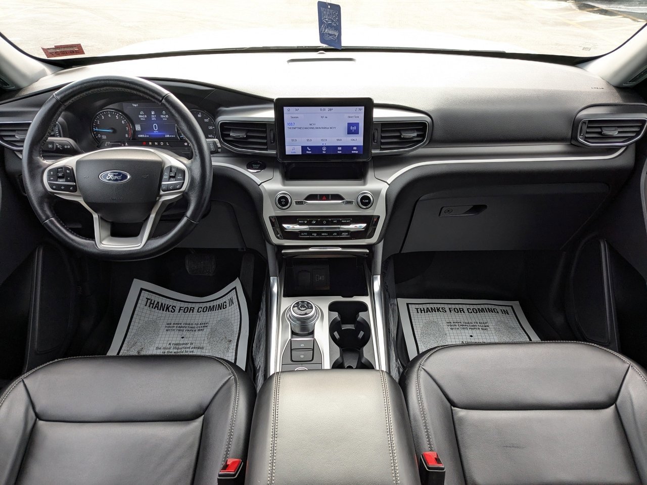 Certified 2022 Ford Explorer XLT w/ Equipment Group 202A image 19