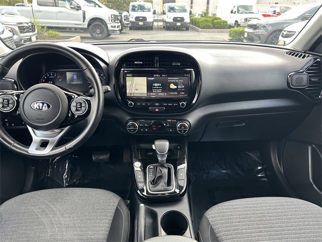 Used 2020 Kia Soul EX image 16