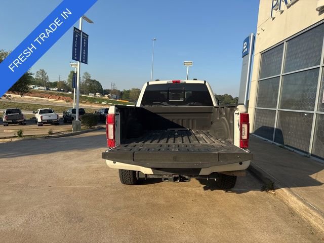 Certified 2022 Ford F250 Platinum w/ FX4 Off-Road Package image 2