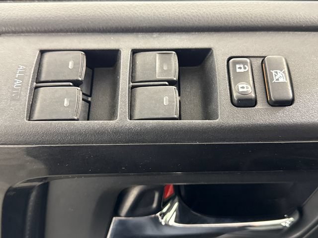 Used 2017 Toyota 4Runner TRD Off-Road AWD/4WD image 28