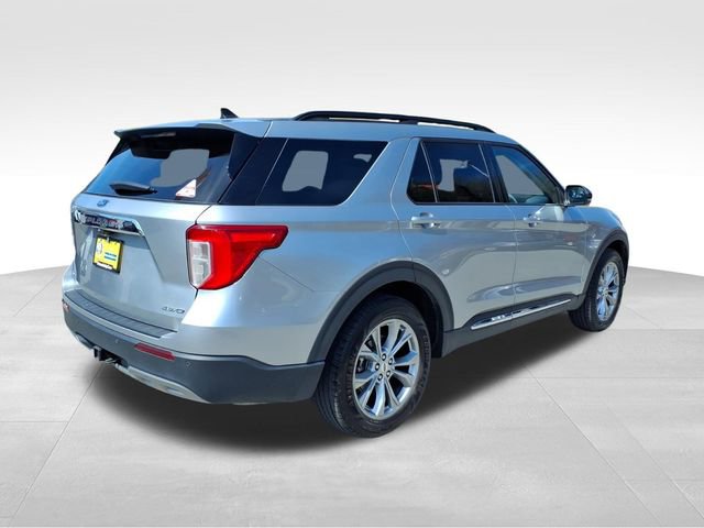Certified 2023 Ford Explorer XLT w/ Equipment Group 202A AWD/4WD image 8