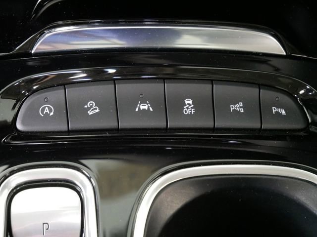 Used 2023 Buick Envision Avenir AWD/4WD image 23