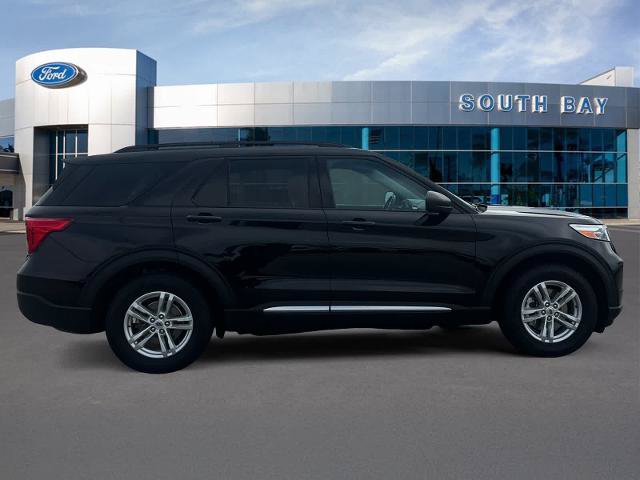 Certified 2023 Ford Explorer XLT RWD image 6