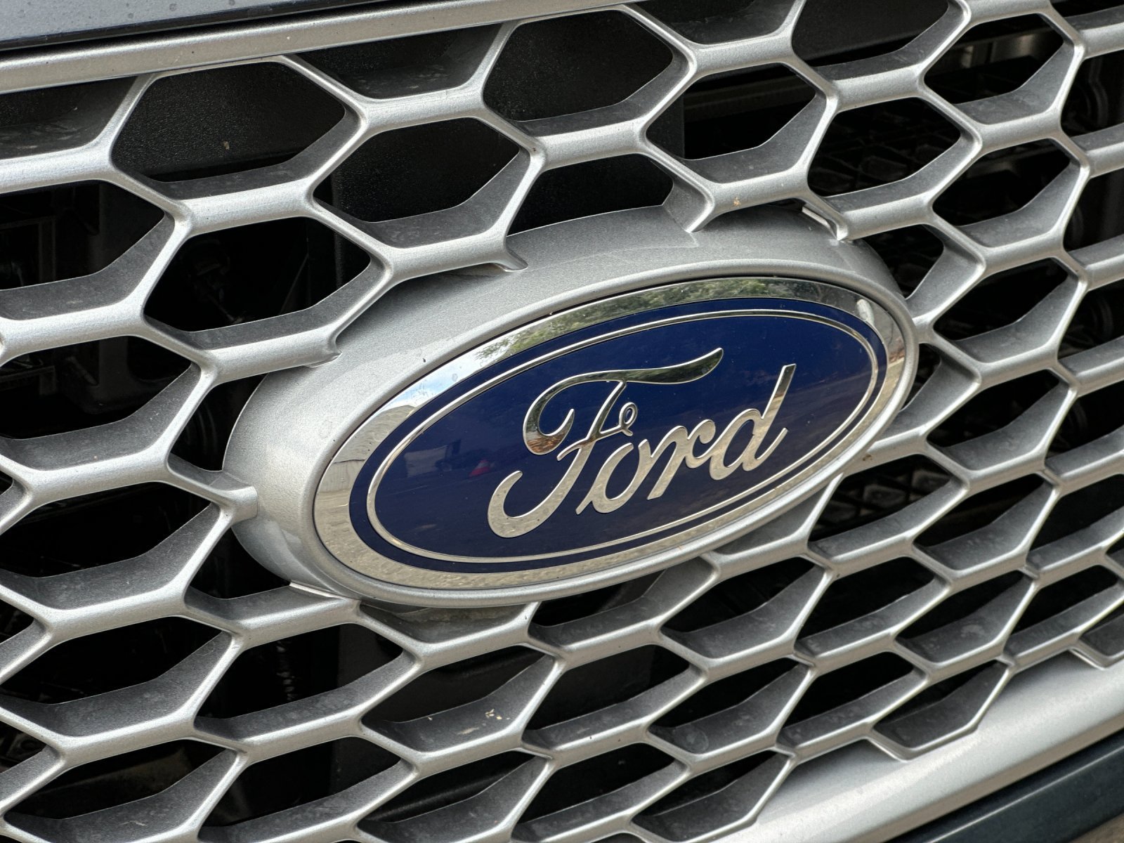 Certified 2024 Ford Edge SEL w/ Convenience Package AWD/4WD image 37