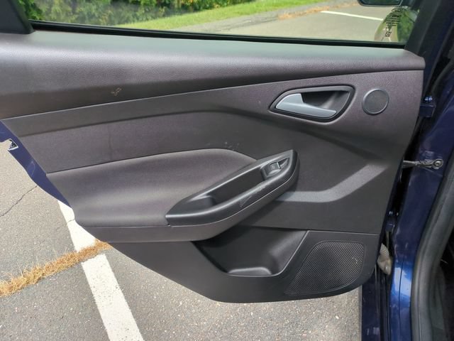Certified 2017 Ford Focus ST w/ Equipment Group 401A FWD image 29