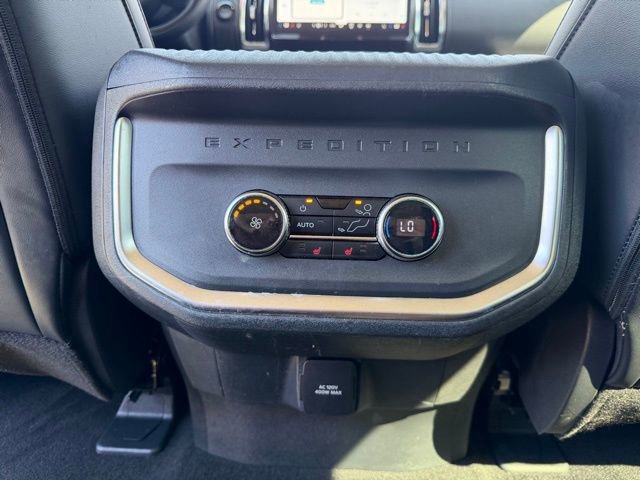 Certified 2025 Ford Expedition Platinum image 27