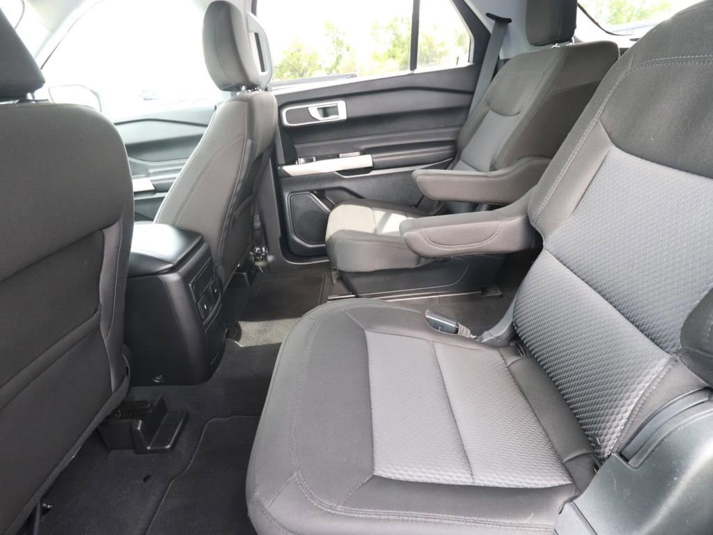 Certified 2022 Ford Explorer XLT image 14