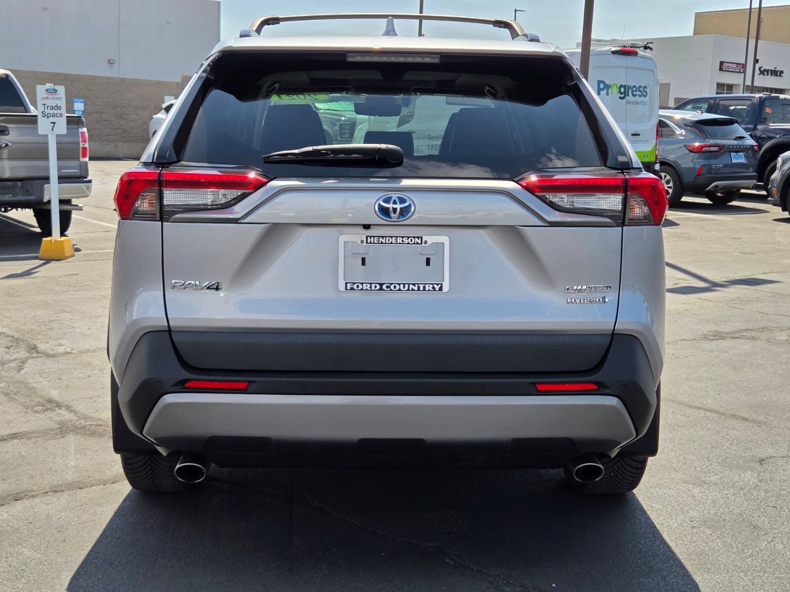 Used 2021 Toyota RAV4 Limited AWD/4WD image 5
