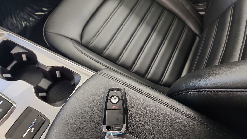 Certified 2023 Ford Edge SEL image 20