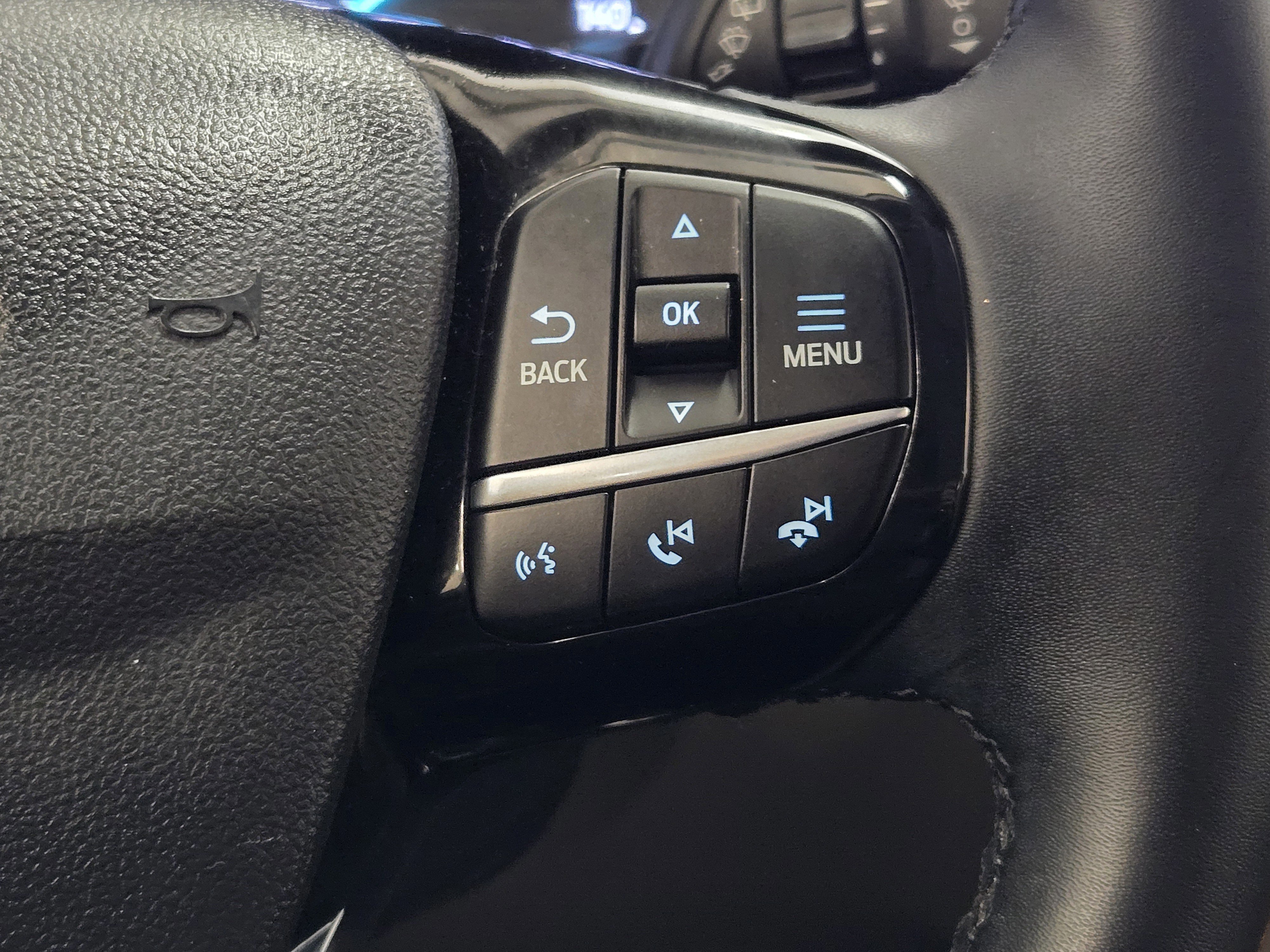 Certified 2022 Ford Escape SEL FWD image 28