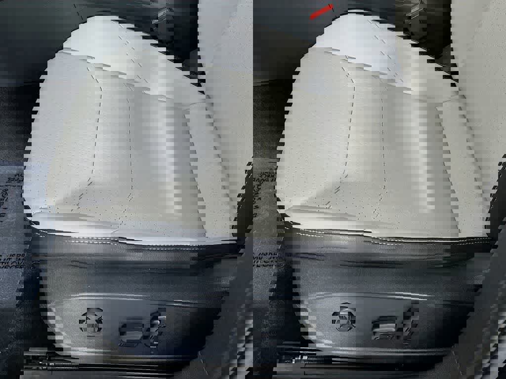 Used 2021 Volkswagen Arteon SE image 30