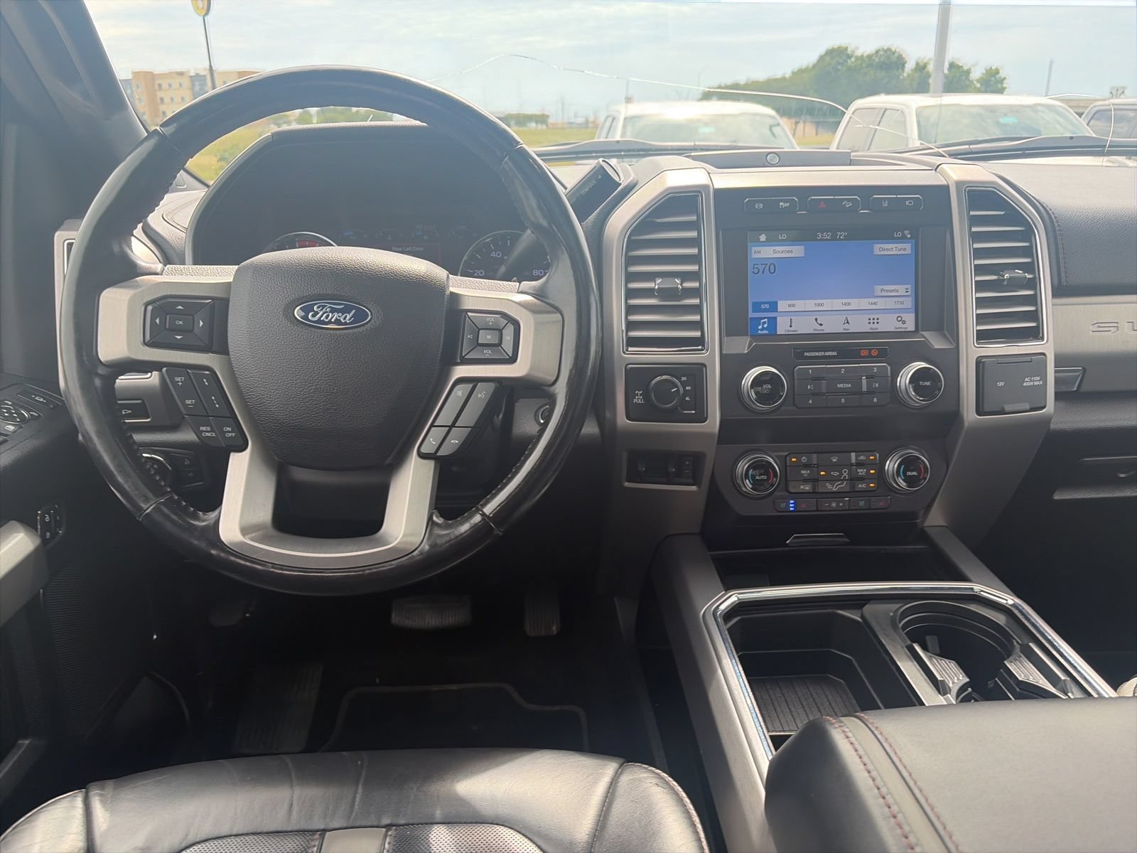 Certified 2019 Ford F250 Platinum w/ Platinum Ultimate Package AWD/4WD image 20