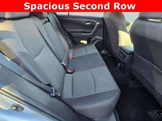 Used 2021 Toyota RAV4 XLE image 24