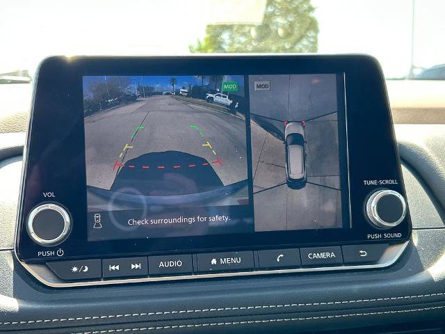 Used 2021 Nissan Rogue SL image 18