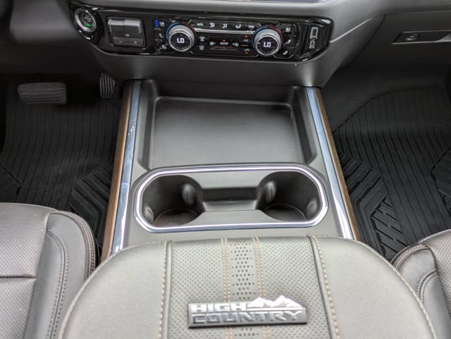 Used 2024 Chevrolet Silverado 2500 High Country w/ Midnight Edition AWD/4WD image 19