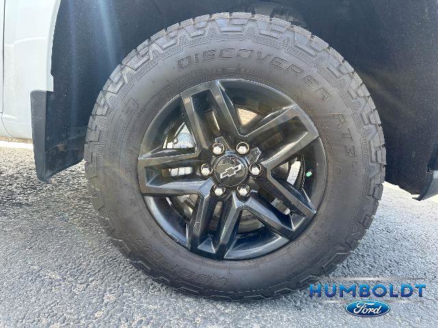 Used 2021 Chevrolet Silverado 1500 LT Trail Boss w/ Convenience Package II image 9