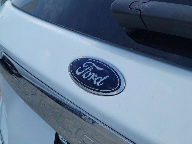 Certified 2021 Ford Explorer Limited w/ Equipment Group 301A AWD/4WD image 9