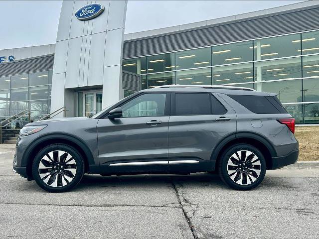 Certified 2025 Ford Explorer Platinum w/ LUX Leather Package image 5