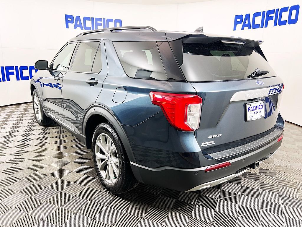 Certified 2023 Ford Explorer XLT w/ Equipment Group 202A image 6