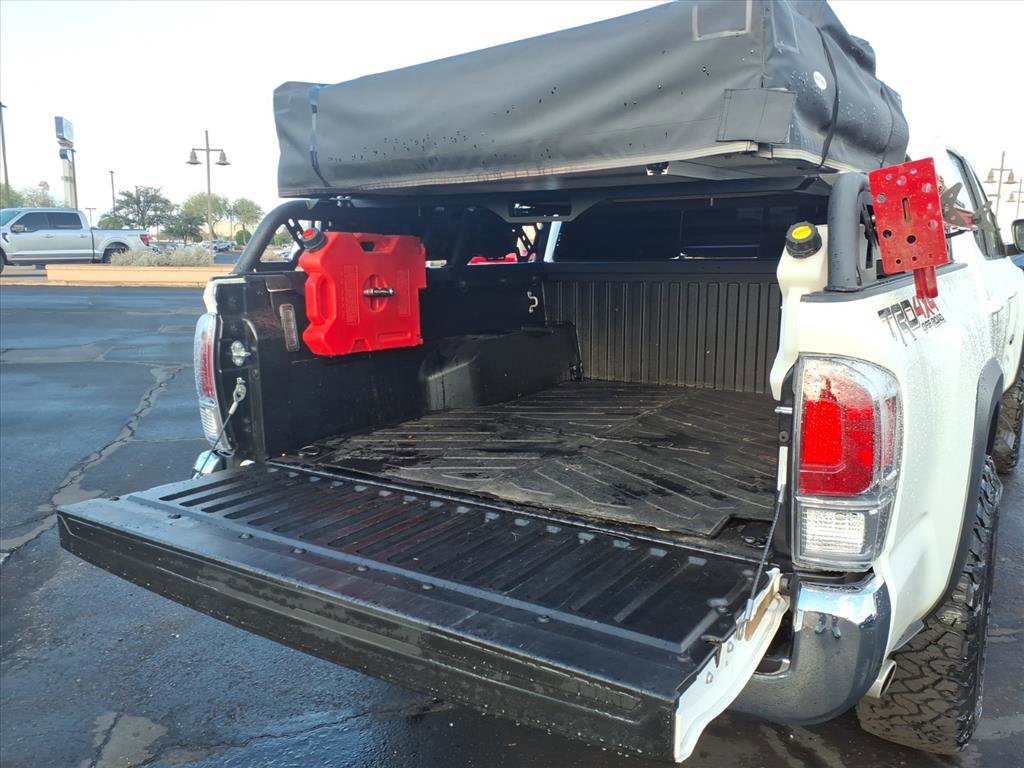 Used 2022 Toyota Tacoma TRD Off-Road image 16