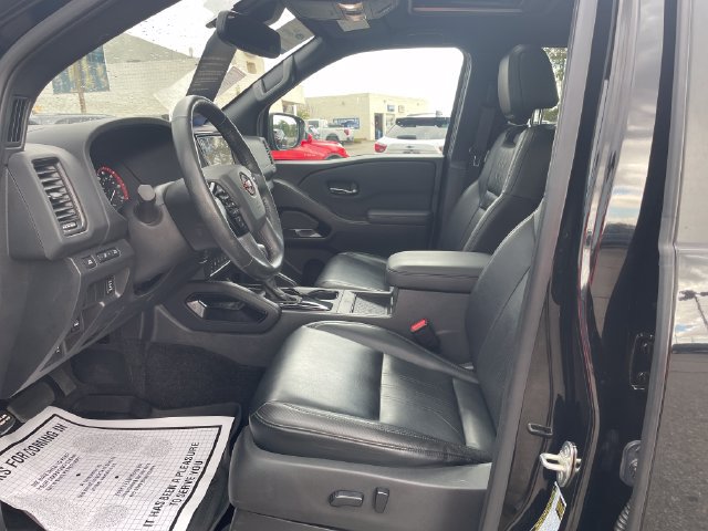 Used 2022 Nissan Frontier PRO-4X w/ Pro-4X Premium Package AWD/4WD image 17