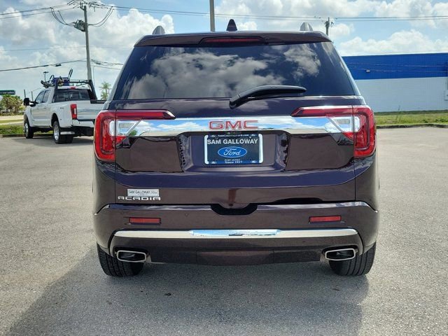 Used 2021 GMC Acadia Denali w/ Denali Technology Package FWD image 3