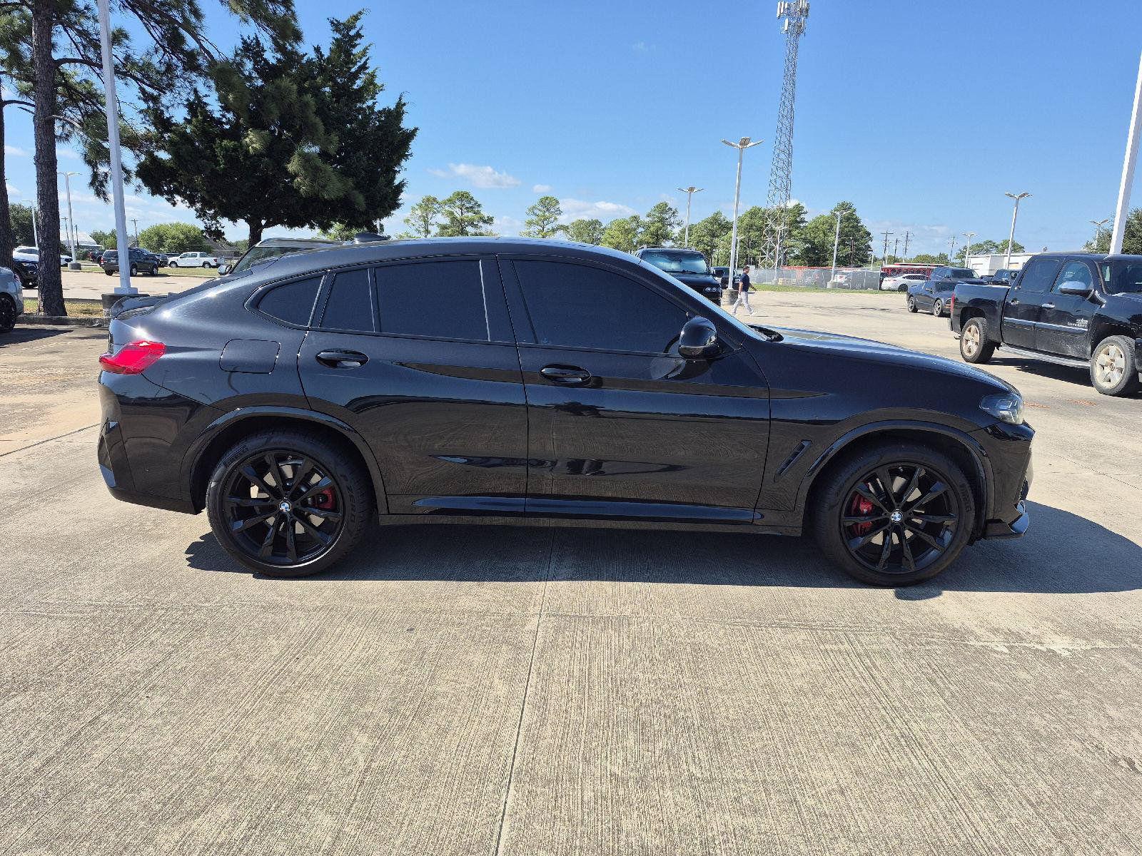 Used 2024 BMW X4 M40i AWD/4WD image 16