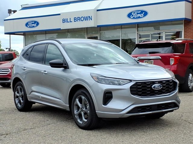 Certified 2024 Ford Escape ST-Line w/ Tech Pack #1 AWD/4WD image 1