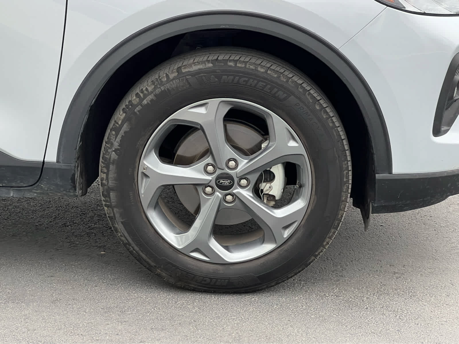 Certified 2025 Ford Escape ST-Line Select AWD/4WD image 16