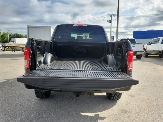 Certified 2017 Ford F150 XLT w/ Equipment Group 301A Mid image 15