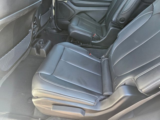 Used 2023 Jeep Grand Cherokee L Limited w/ Luxury Tech Group II image 21