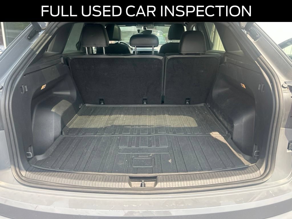 Used 2021 Volkswagen Atlas Cross Sport SE w/ Panoramic Sunroof Package AWD/4WD image 5