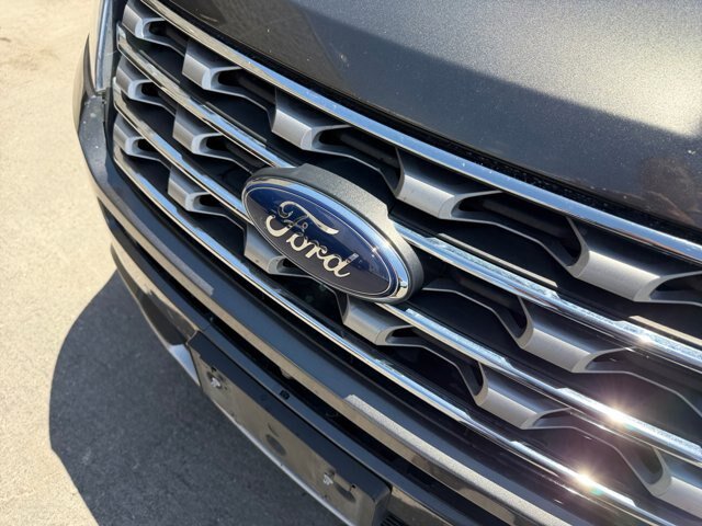 Certified 2017 Ford Explorer Limited AWD/4WD image 24