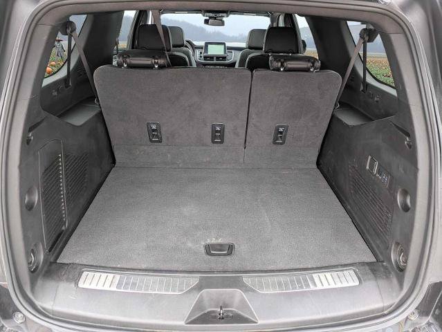 Used 2024 Chevrolet Suburban RST w/ Luxury Package AWD/4WD image 30