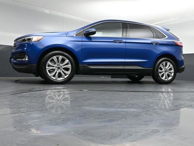 Certified 2024 Ford Edge Titanium w/ Equipment Group 301A AWD/4WD image 38