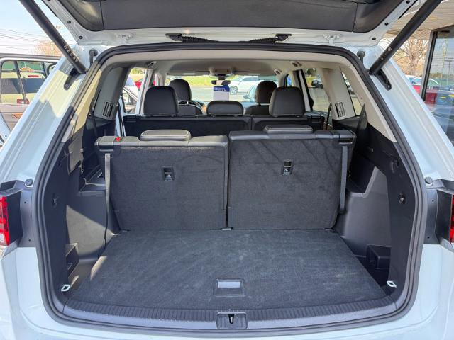 Used 2025 Volkswagen Atlas SE image 5